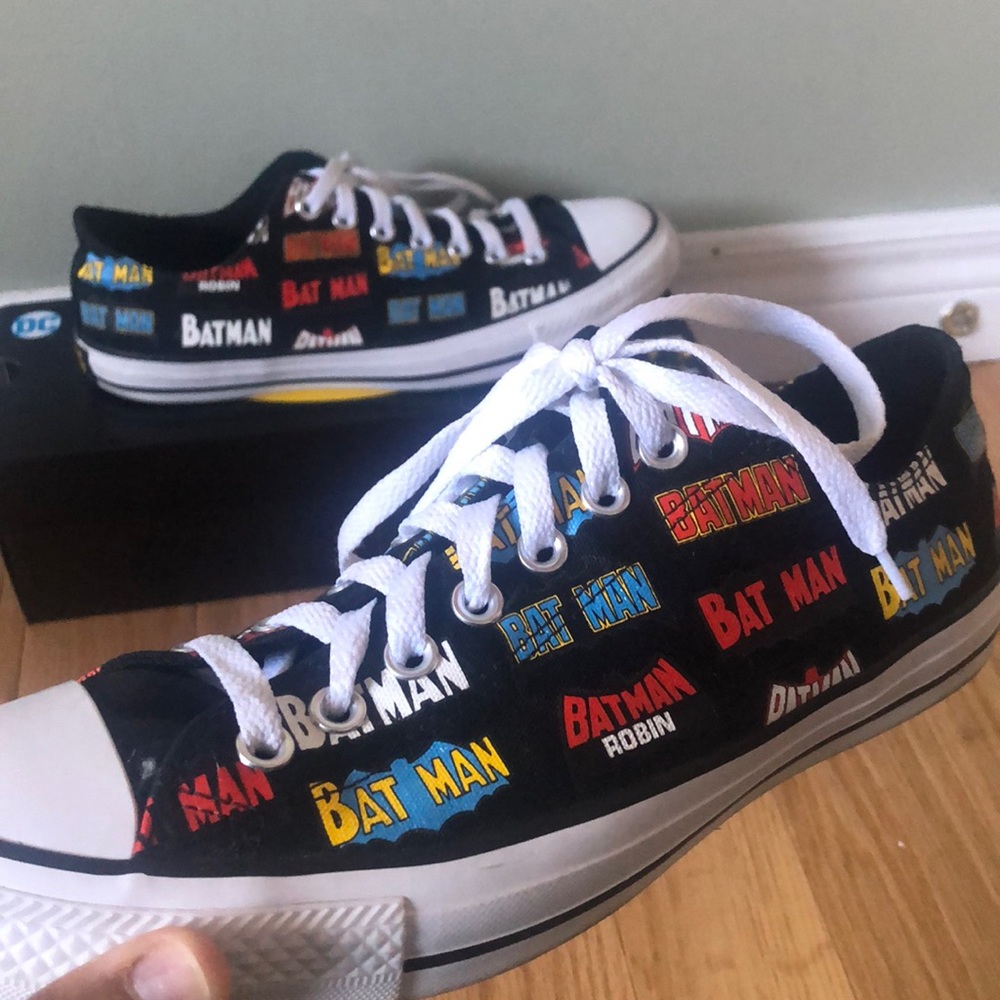 Converse - Picture 2 of 5